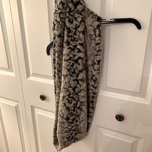 Faux fur scarf